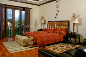 Los Malinches Villa on First Floor