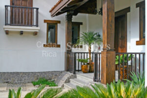 Los Malinches Villa on First Floor