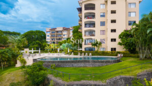 Luxury Condo in Nativa Resort