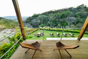 Panoramic Ocean & Mountain View Home