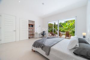 Casa Blanca: Lush and Peaceful Ocean Living