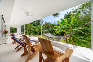 Casa Blanca: Lush and Peaceful Ocean Living