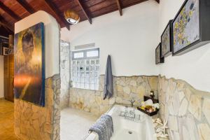 5 Star Bed & Breakfast in the Heart of Guiones