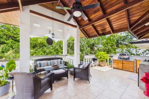 5 Star Bed & Breakfast in the Heart of Guiones