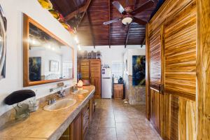 5 Star Bed & Breakfast in the Heart of Guiones
