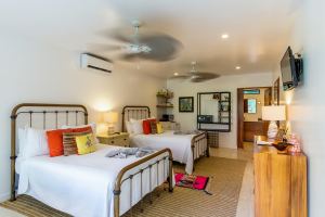 5 Star Bed & Breakfast in the Heart of Guiones