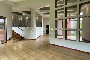 Casa Cerro Real