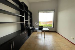 Casa Cerro Real