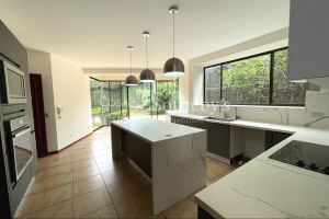 Casa Cerro Real