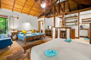 The Caribbean Nest
