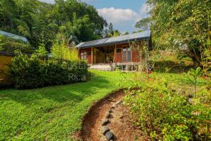 Dominical Yoga Retreat and Nature Reserve