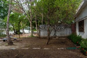 Tamarindo Beachfront Lot