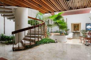 Expansive Escalante Estate