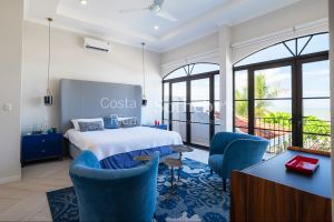 Bajamar Blue Beach House