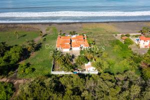 Bajamar Blue Beach House