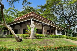 Orotina Estate Home
