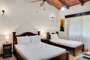 Orotina Estate Home