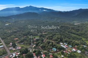 Orotina Estate Home