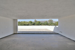 Oficinas Corporativa de 3 Niveles for Rent