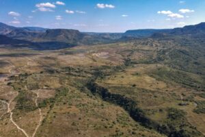 Land 900 Hectares for SALE