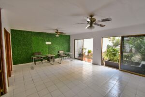 House for sale, Guadalupe Zuno, Colonia Americana.