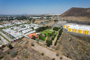 Terreno con alto potencial de desarrollo antes de las Plazas Outlet. San Agustín