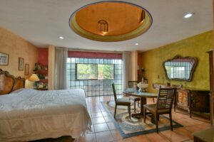 House for sale, Jardines de la Patria