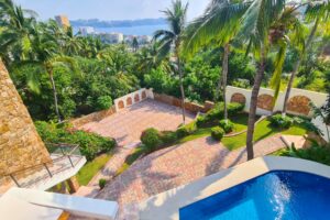 Villa León, Manzanillo, Colima