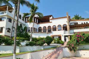 Villa León, Manzanillo, Colima