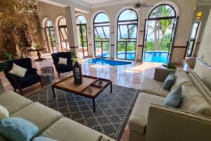 Villa León, Manzanillo, Colima