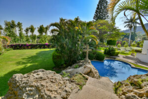 Residencia Paseo de la Montaña, Club de Golf Santa Anita