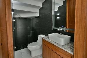 Residencia Contemporánea Coto Baluarte Casa Fuerte en Venta