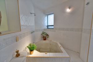 Price Improvement, Residencia Bosque Mediterráneo en Cañadas