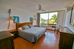Departamento en venta en Vida del Mar, Manzanillo-planta baja y vista al jardín
