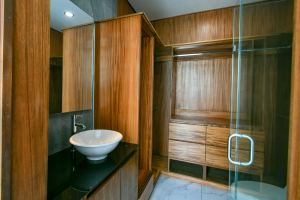 Residencia Contemporánea Coto Bastión Casa Fuerte en Venta