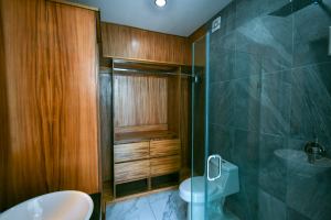 Residencia Contemporánea Coto Bastión Casa Fuerte en Venta