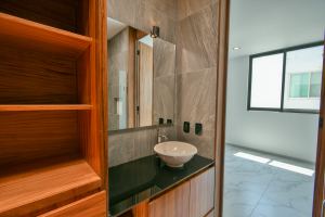 Residencia Contemporánea Coto Bastión Casa Fuerte en Venta