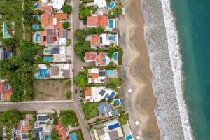 Residencia Frente al Mar en Venta |Villas Las Fuentes, Club Santiago, Manzanillo