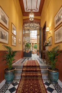 Property to Remodel in the Historic Center