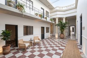 Property to Remodel in the Historic Center