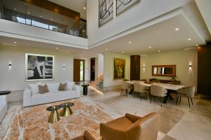 Residencia de Autor en El Cielo Country Club en venta