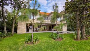 Residencia de Autor en El Cielo Country Club en venta