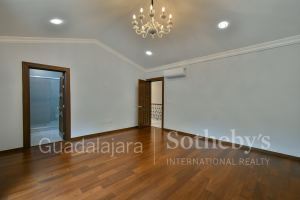 CASA ÁLAMOS | PUERTA DE HIERRO