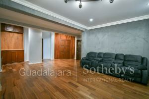 CASA ÁLAMOS | PUERTA DE HIERRO
