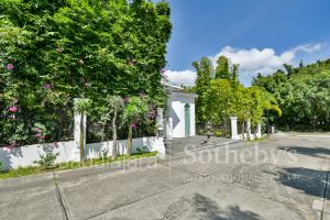 CASA ÁLAMOS | PUERTA DE HIERRO