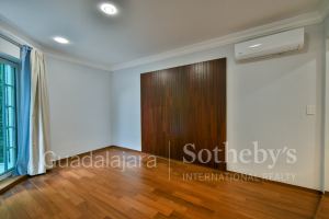 CASA ÁLAMOS | PUERTA DE HIERRO