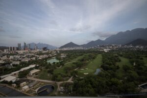 Apartment in Saqqara · 18th Floor · Golf Course Views