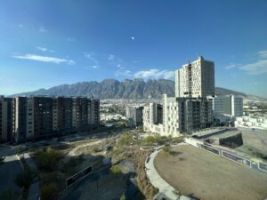 Modern Turnkey Apartment with Panoramic Mountain Views