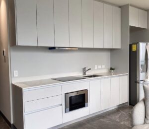 Furnished Executive Apartment with Spectacular Mountain Views