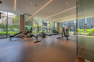 Exclusive Full-Floor Residence with Panoramic 360° Views